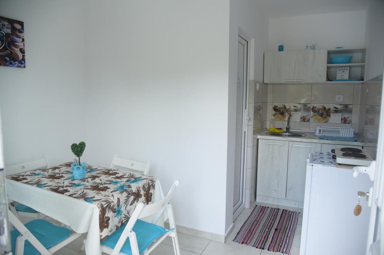 Apartments Villa Naumovi Dojran Esterno foto
