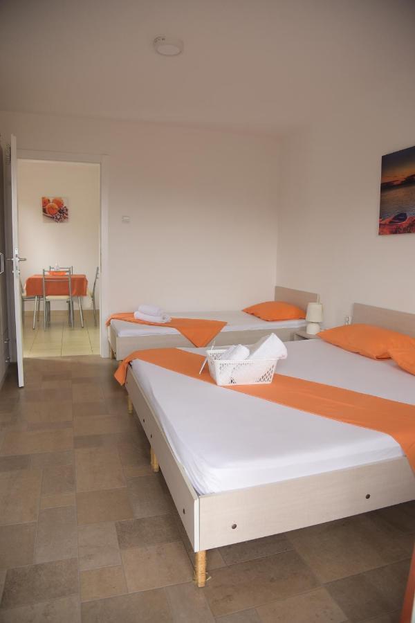Apartments Villa Naumovi Dojran Esterno foto