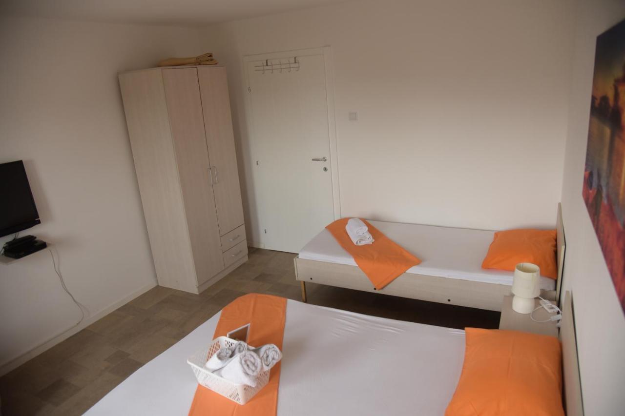 Apartments Villa Naumovi Dojran Esterno foto